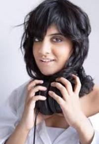 Singer Jasleen Royal Contact Details, Phone Number, Current City, Email