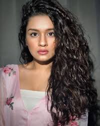 Actress Avneet Kaur Contact Details, Social Media, Home City, Email
