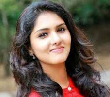 Actress Gayathri Suresh Contact Details, Home Town, Email, Instagram ID